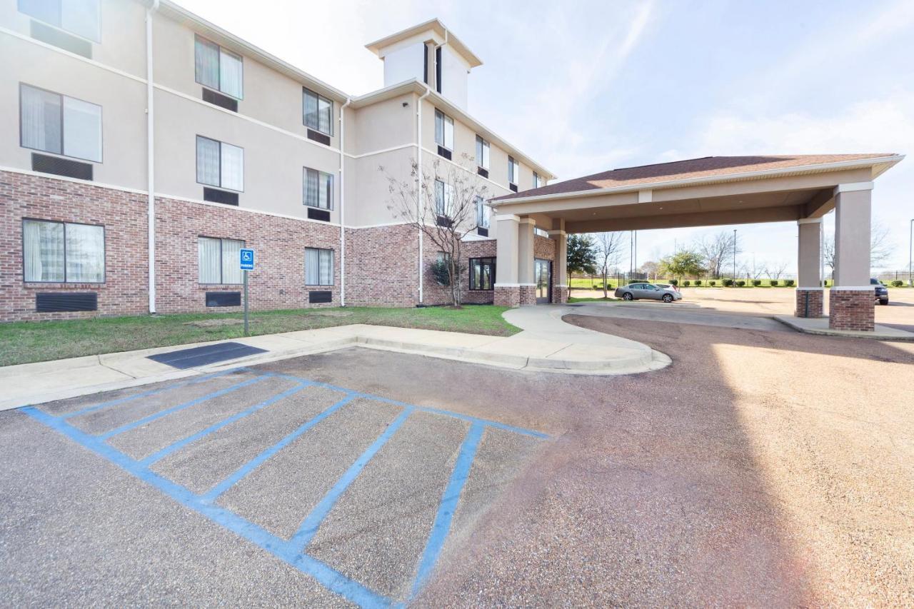 Hotel Ramada By Wyndham Jackson Ms Extérieur photo